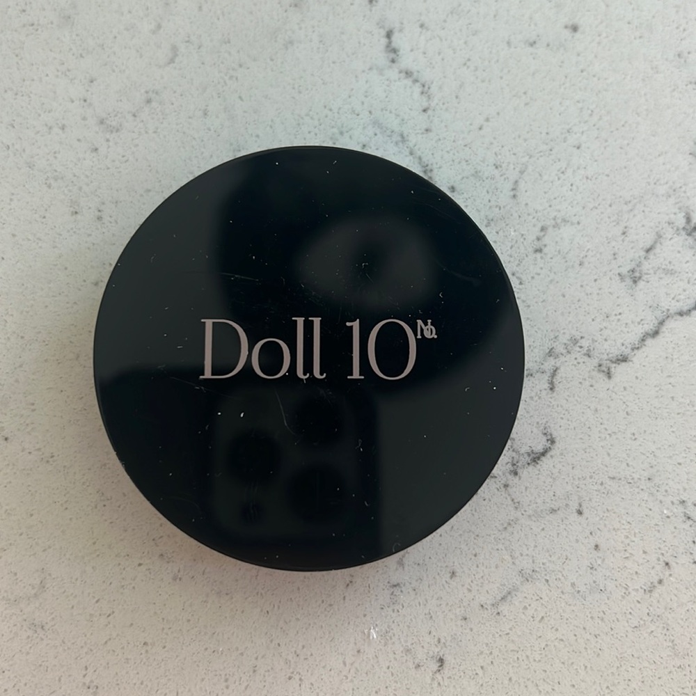 Doll 10 h2glo highlighter